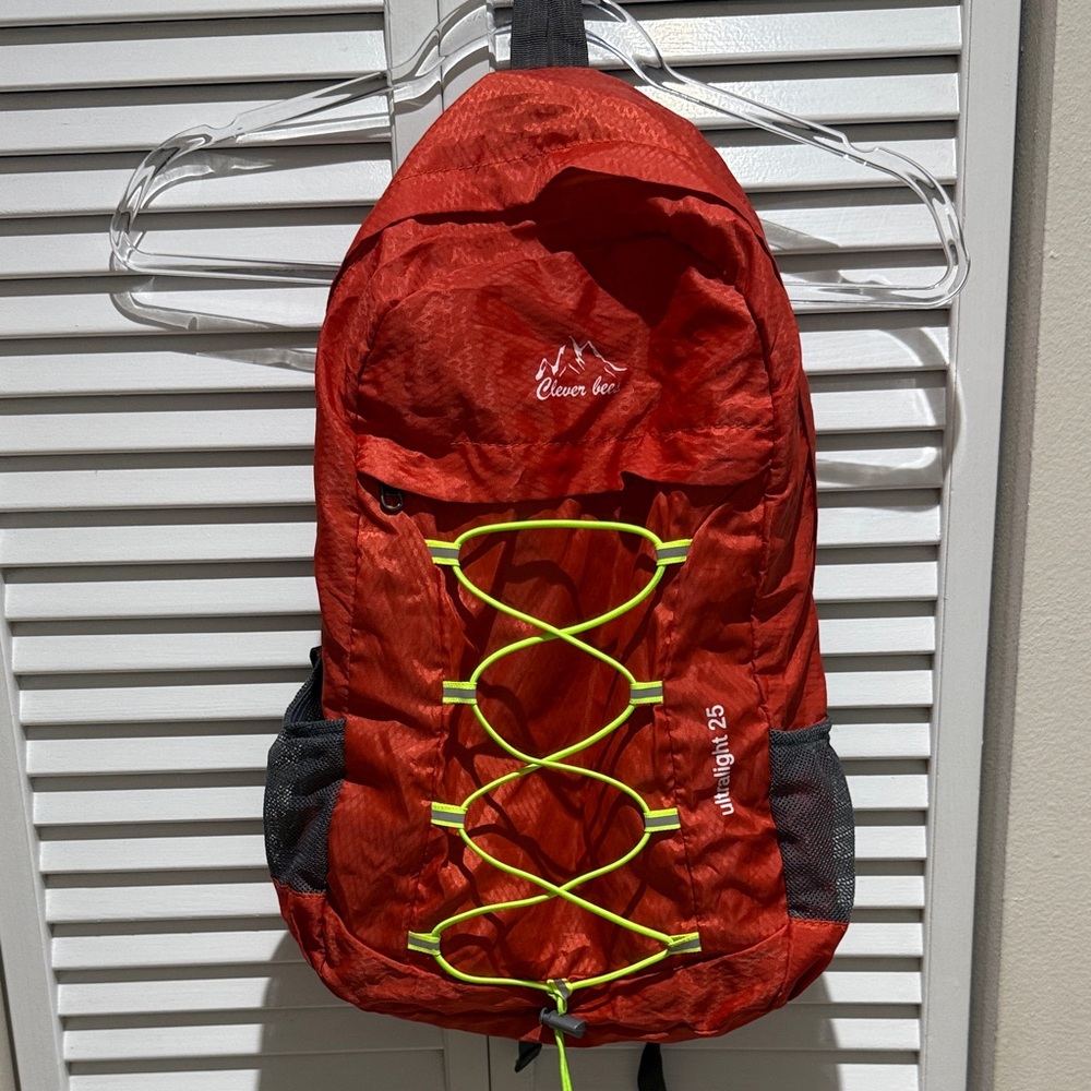 Clever Bee Compact and Lightweight Travel Backpack